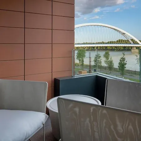 Eurovea Executive With Balcony Apartmán Bratislava